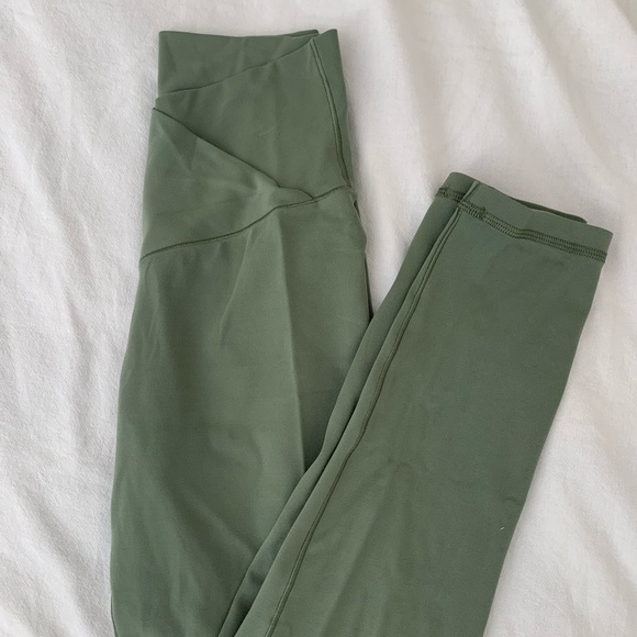 Aerie crossover leggings - Picture 3 of 3